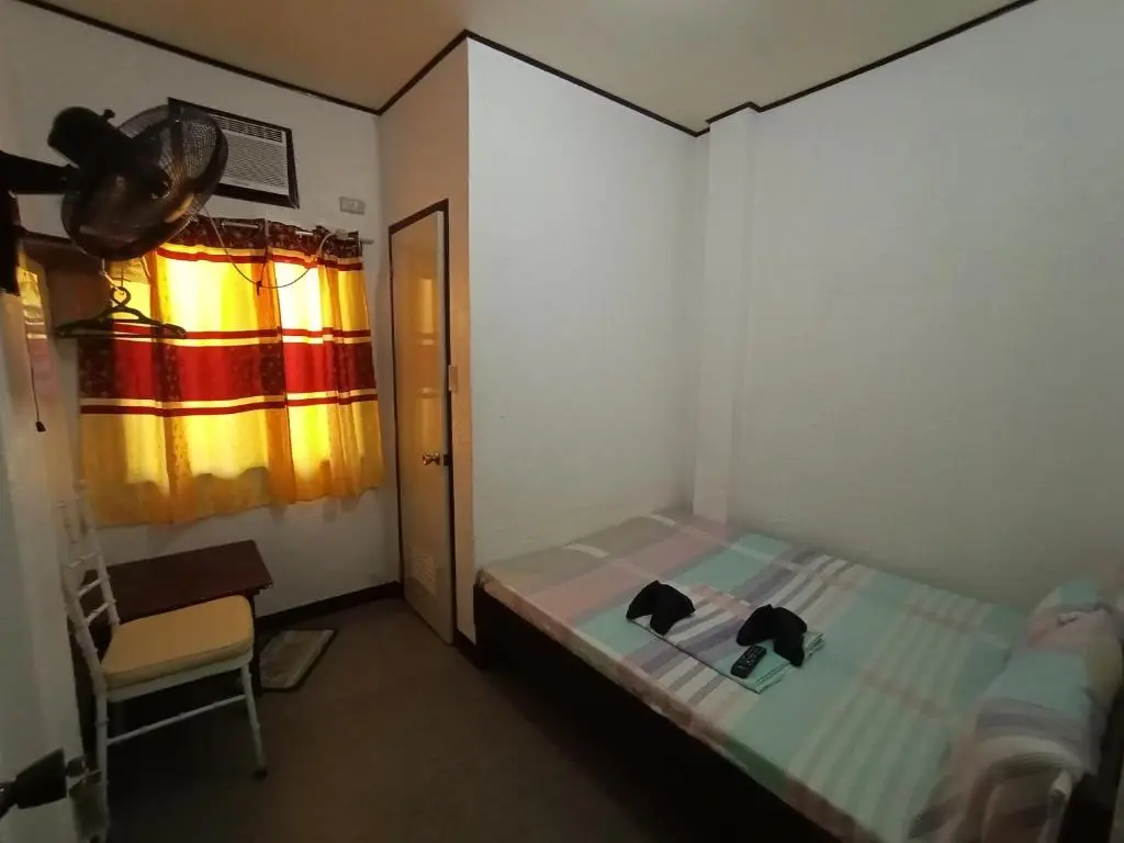Ahras Place — room