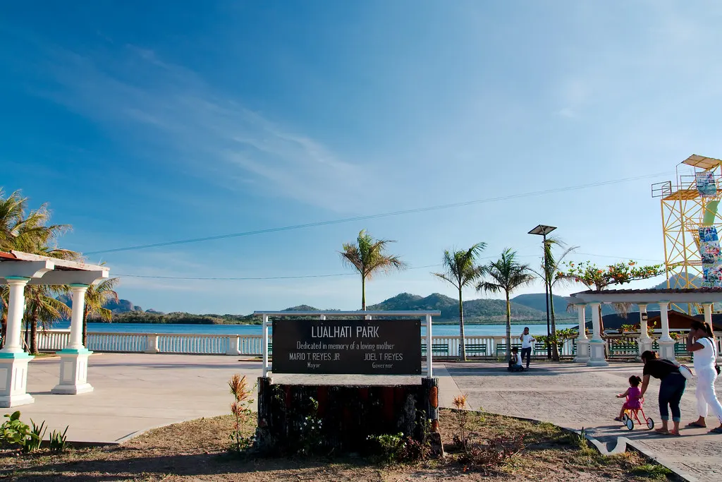 Lualhati Park